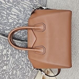 Givenchy antigona small